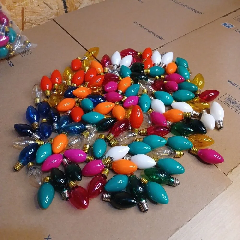Lot 110 Colored Christmas Light Bulbs - C 7 Show Light Multicolor Some Blink